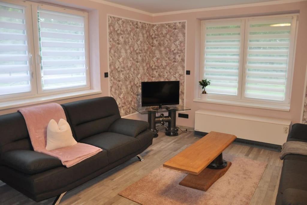 -Haus Am Waeldchen- Apartment Zehdenick Luaran gambar